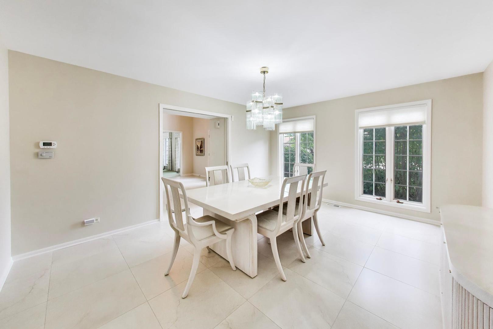 3627 Pebble Beach Road Northbrook, IL 60062 - Photo 6 of 37