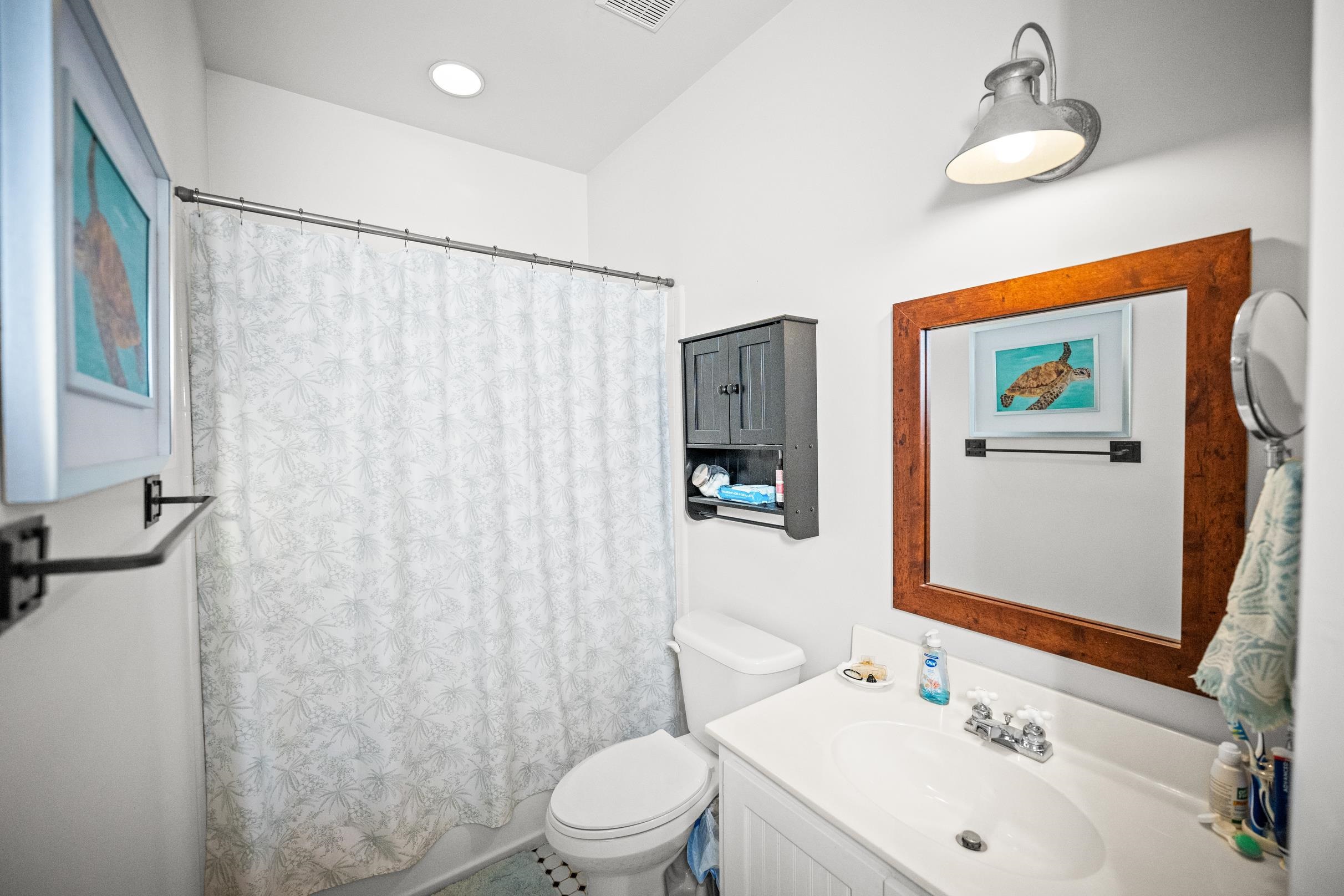 25773 Canal Road, Unit 18 Orange Beach, AL 36561 - Photo 12 of 44 Bathroom