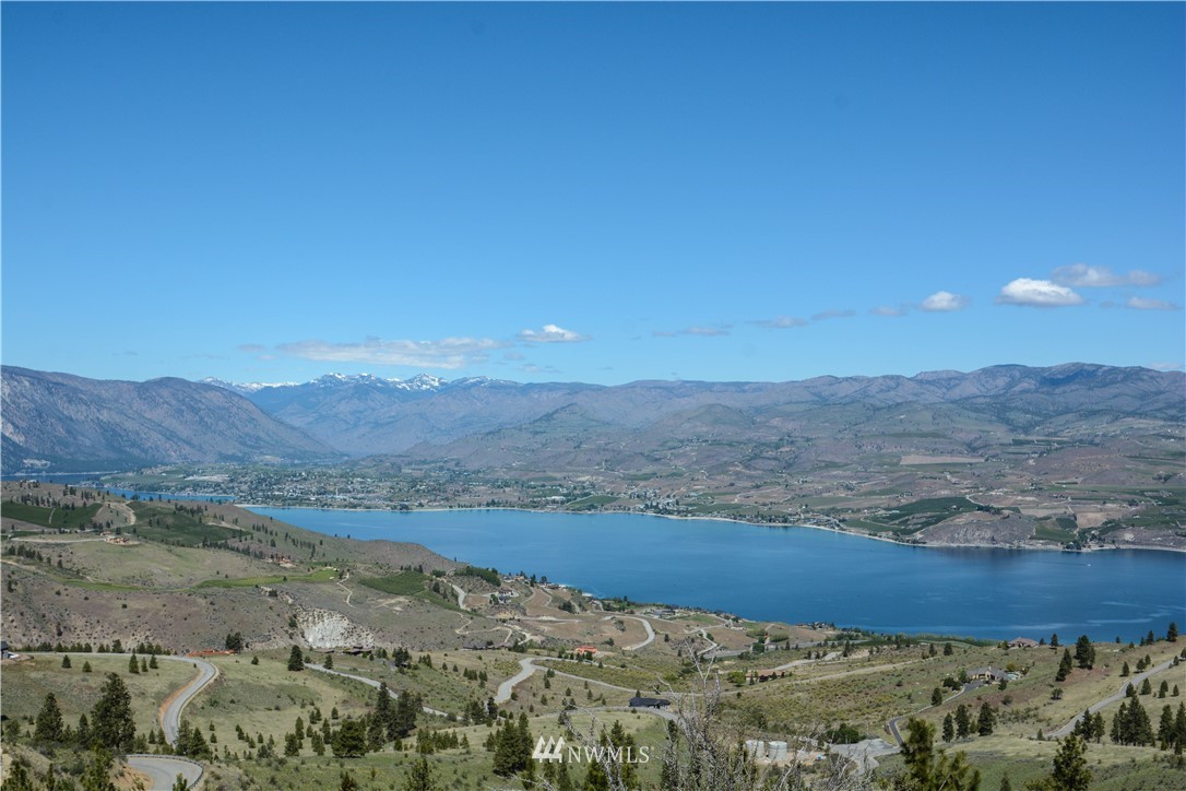294 Hawks Ridge Road Chelan, WA 98816 - Photo 11 of 19 Gallery Image 11