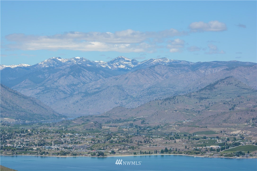 294 Hawks Ridge Road Chelan, WA 98816 - Photo 13 of 19 Gallery Image 13
