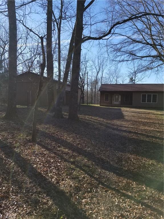 6596 Somers Road Union Grove, NC 28689 - Photo 3 of 21 Gallery Image 3
