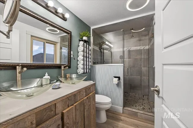 $724,900 | 4393 North Edelweiss Street, Boise, ID 83713