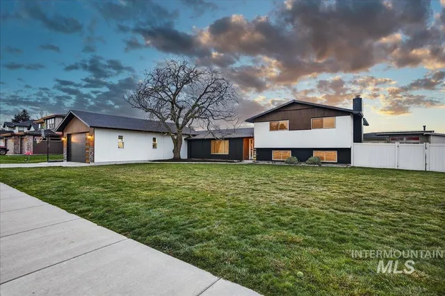 $724,900 | 4393 North Edelweiss Street, Boise, ID 83713