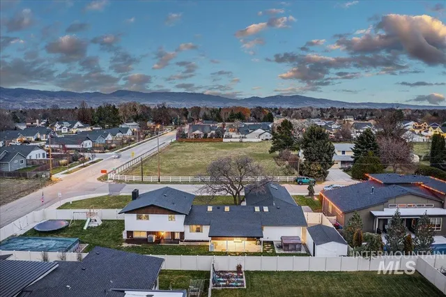 $724,900 | 4393 North Edelweiss Street, Boise, ID 83713