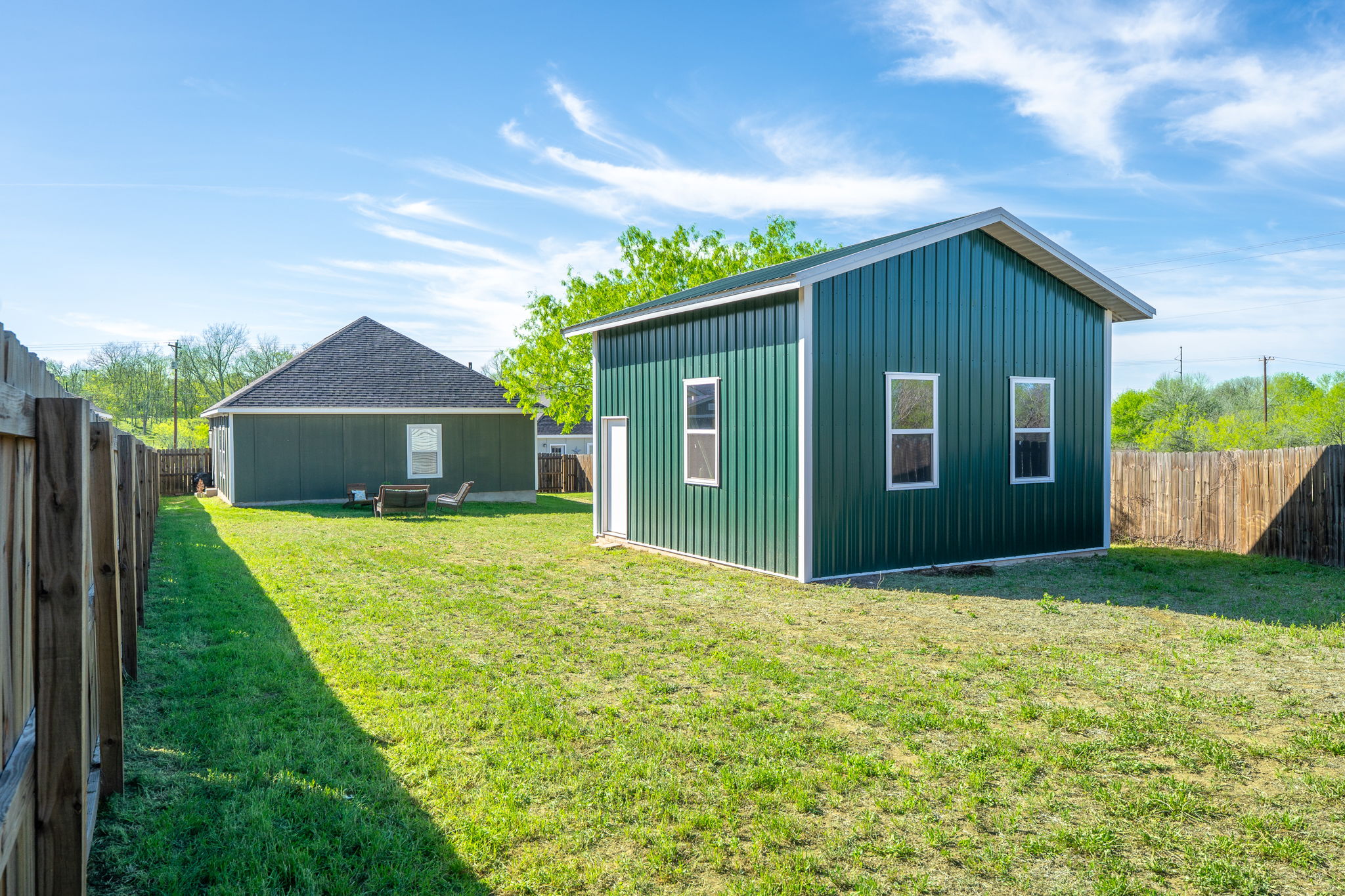224 Spruce Avenue Luling, TX 78648 - Photo 3 of 32