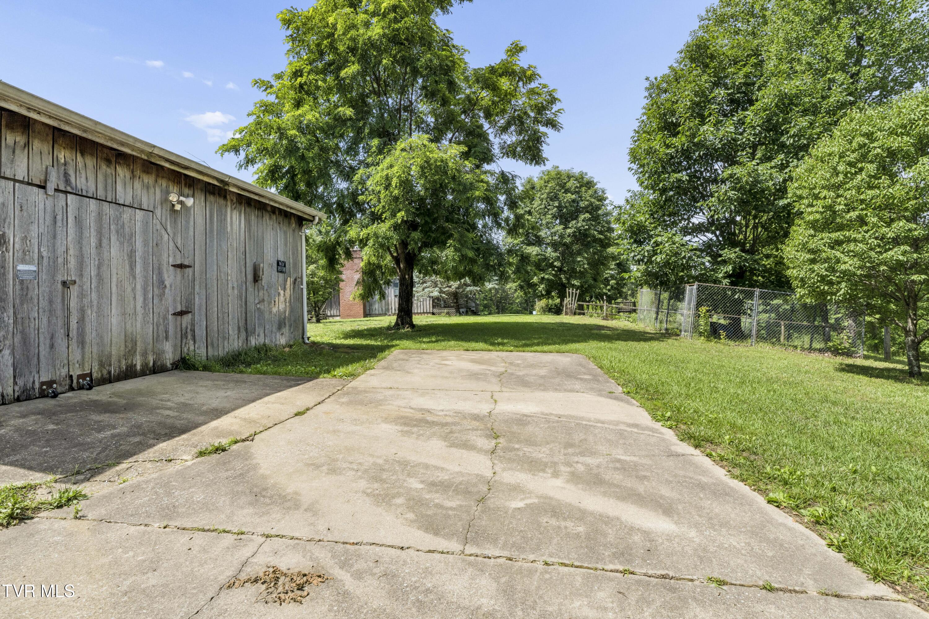 1820 Frank Roberts Road Afton, TN 37616 - Photo 32 of 73 Frank2-12