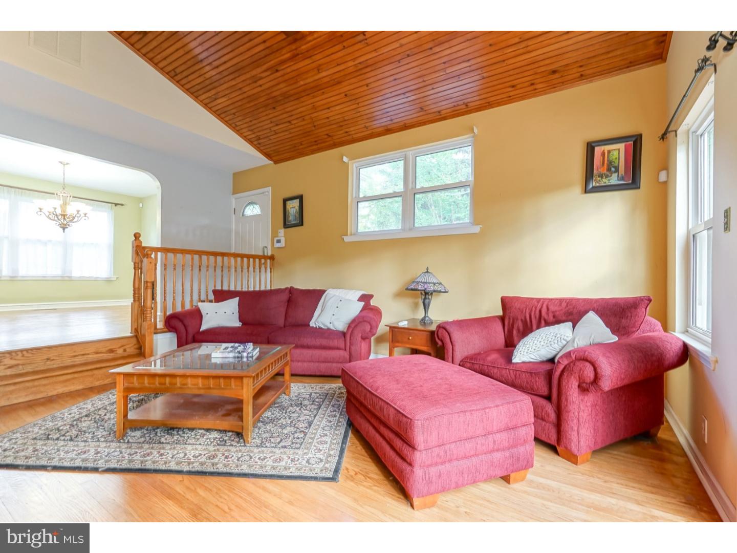 31 Spring Lake Drive Clementon, NJ 08021 - Photo 3 of 16