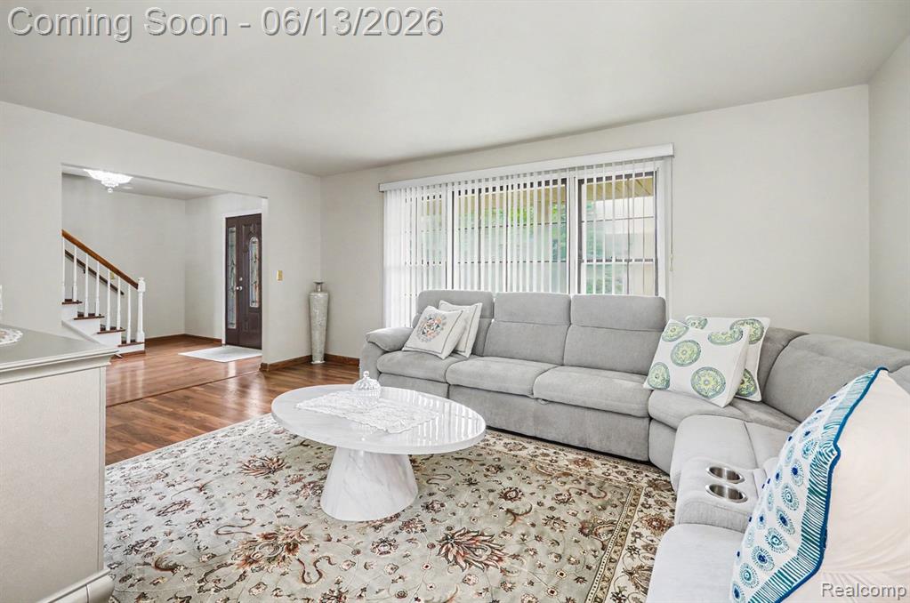 6653 Flintlock Ridge Utica, MI 48317 - Photo 5 of 31