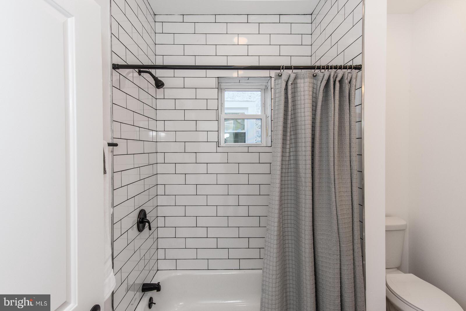 5521 Media Street Philadelphia, PA 19131 - Photo 31 of 43