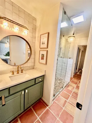 $438,000 | 1601 Judy Lynn Drive, Unit 107, Spicewood, TX 78669