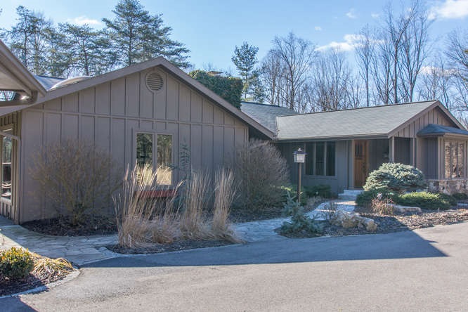 5440 East James Road Bloomington, IN 47408 - Photo 2 of 30 Gallery Image 2