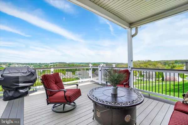 $525,000 | 1220 Gardenia Drive, Windsor, PA 17366