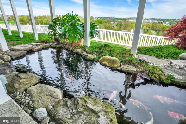 $525,000 | 1220 Gardenia Drive, Windsor, PA 17366