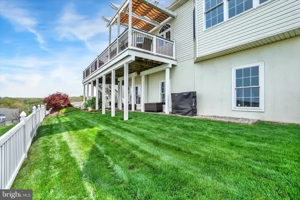 $525,000 | 1220 Gardenia Drive, Windsor, PA 17366