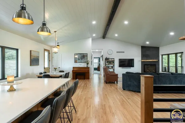 $698,000 | 13130 K-4 Hwy Valley Falls, Valley Falls, KS 66088