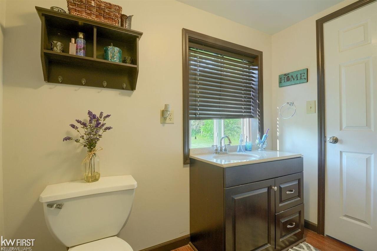 4311 North North Gale Road Davison, MI 48423 - Photo 14 of 25 21465627-13.JPG