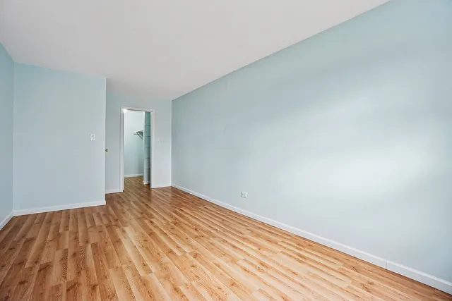 $179,900 | 10041 Walnut Terrace, Unit 31307, Palos Hills, IL 60465