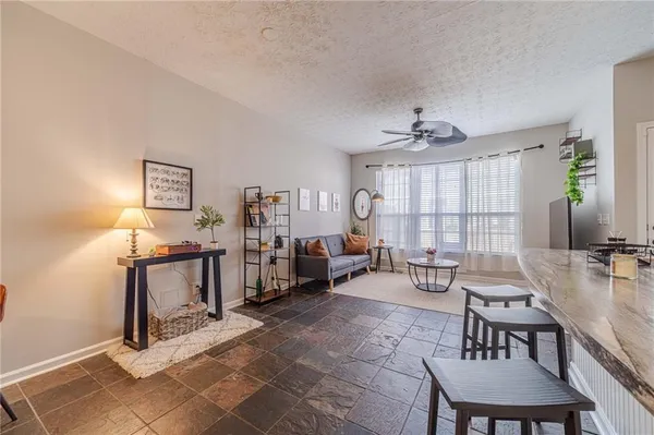 $2,400 | 6436 Portside Way, Flowery Branch, GA 30542