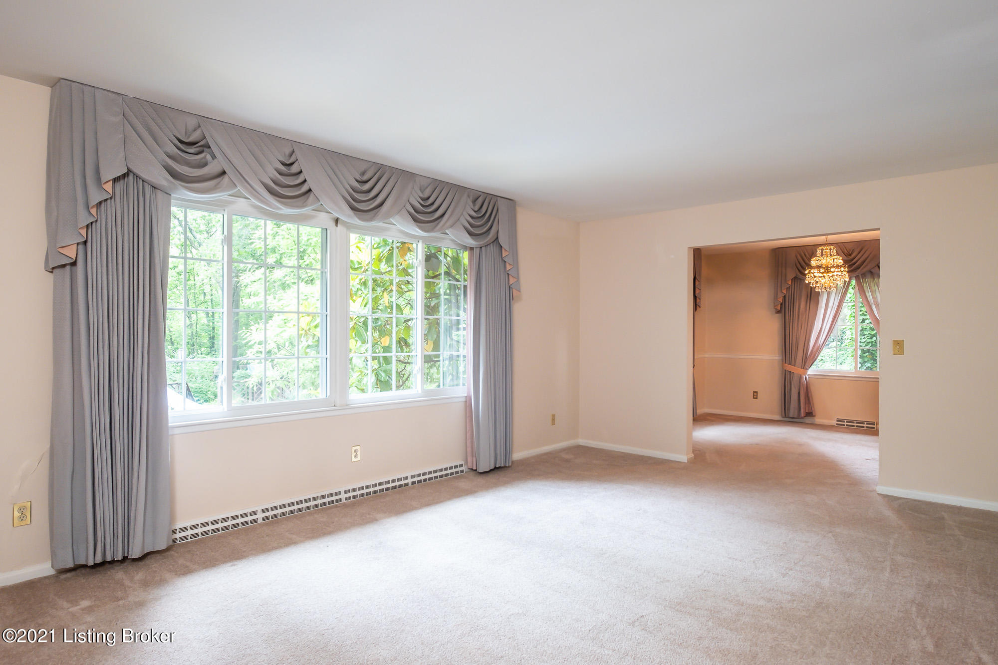 5431 Winding Road Louisville, KY 40214 - Photo 7 of 48 Formal Living Room