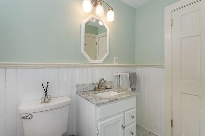 278 Norfolk Street Canton, MA 02021 - Photo 13 of 27