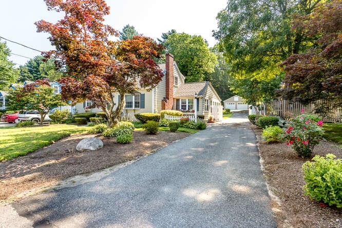 278 Norfolk Street Canton, MA 02021 - Photo 2 of 27