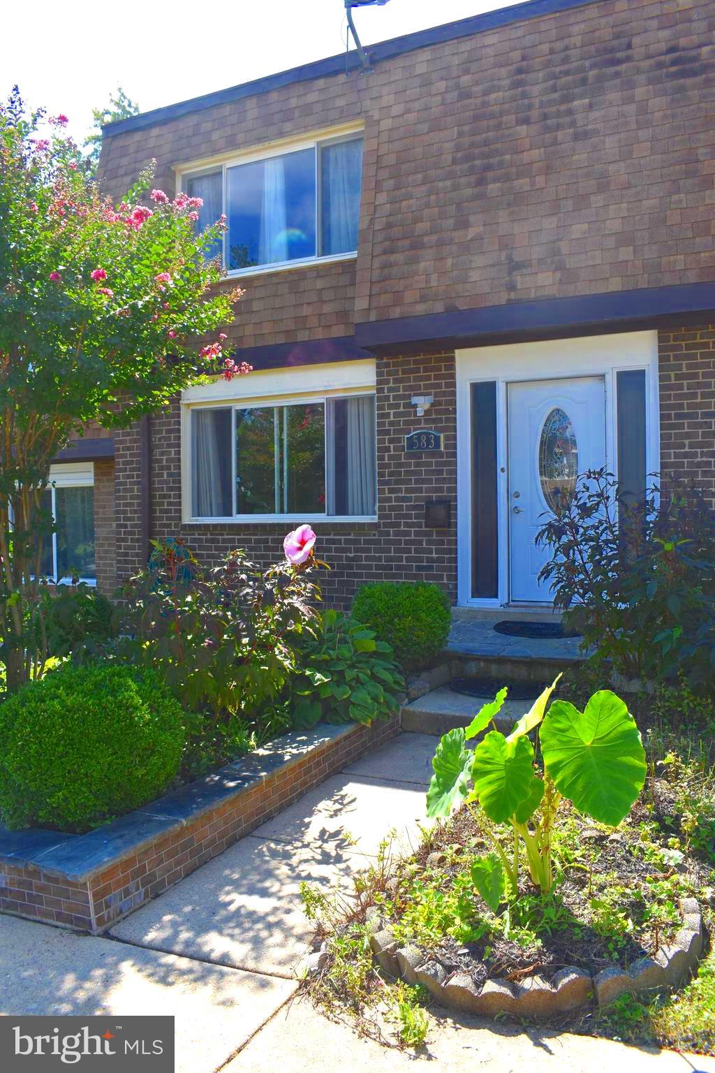 583 Summit Hall Road Gaithersburg, MD 20877 - Photo 2 of 52 Welcome Home!