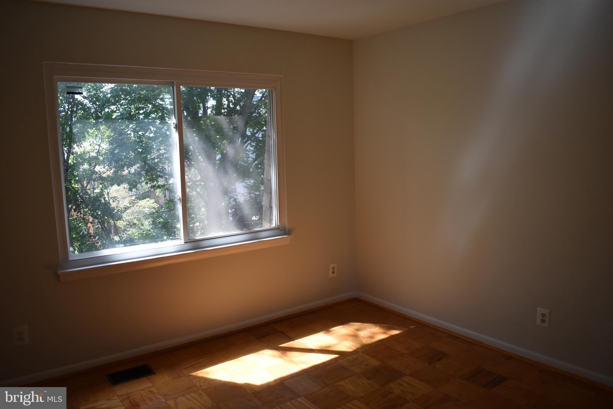 583 Summit Hall Road Gaithersburg, MD 20877 - Photo 26 of 52 Gallery Image 26