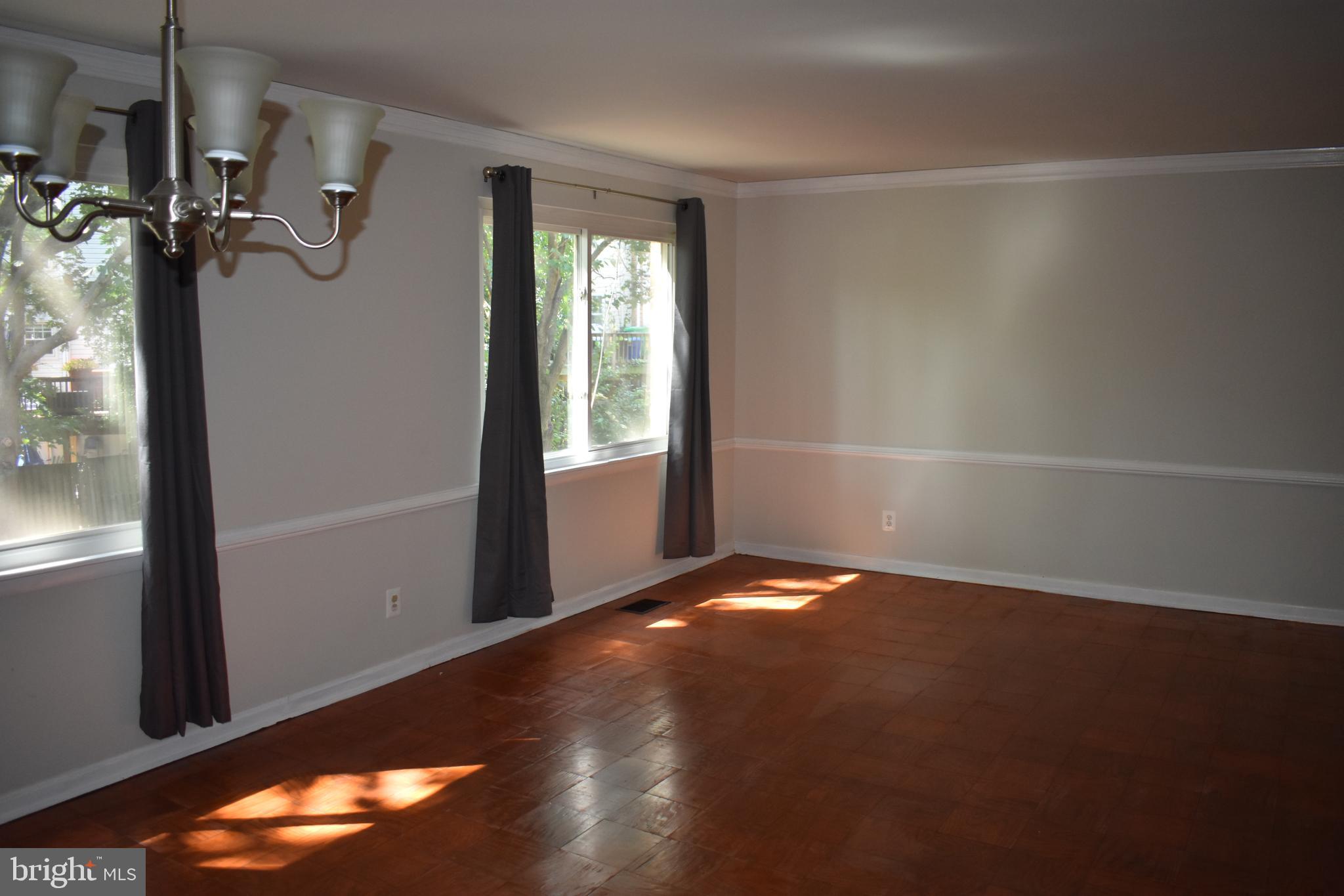 583 Summit Hall Road Gaithersburg, MD 20877 - Photo 7 of 52 Spacious Living-Dining room