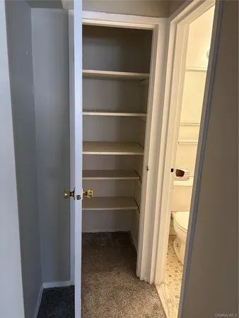 $2,500 | 101 Clinton Avenue, Unit 1G, Mineola, NY 11501