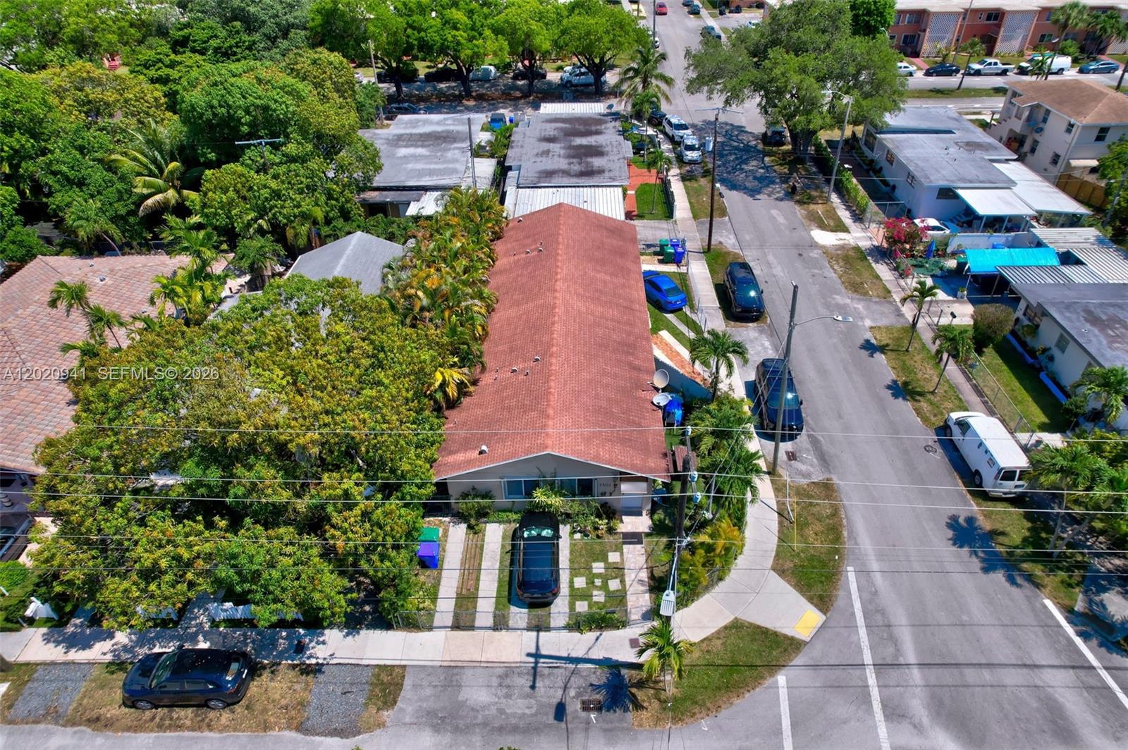 3501 Southwest 12th Street Miami, FL 33135 - Photo 4 of 51