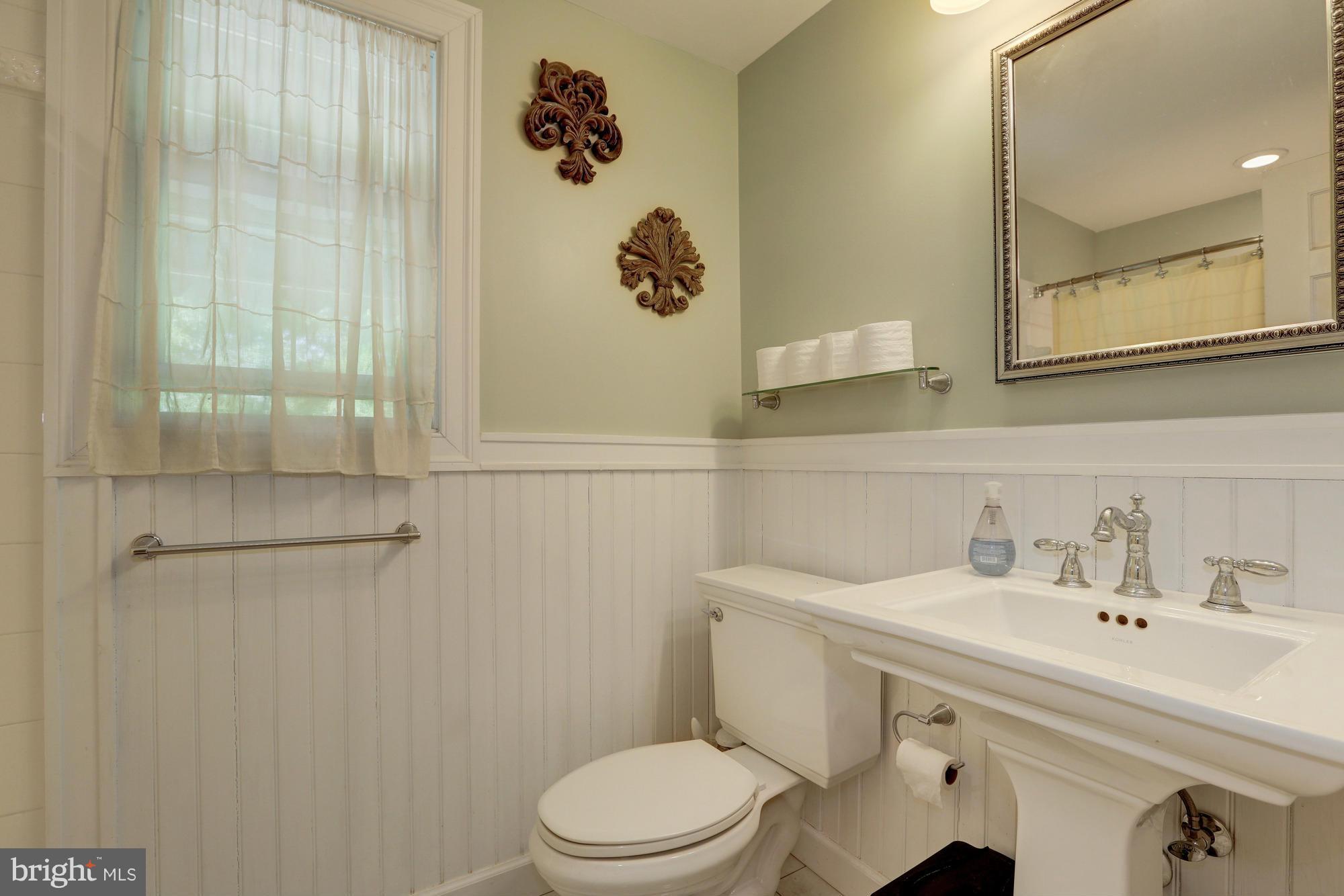 9201 Fort Foote Road Fort Washington, MD 20744 - Photo 14 of 30 Bath
