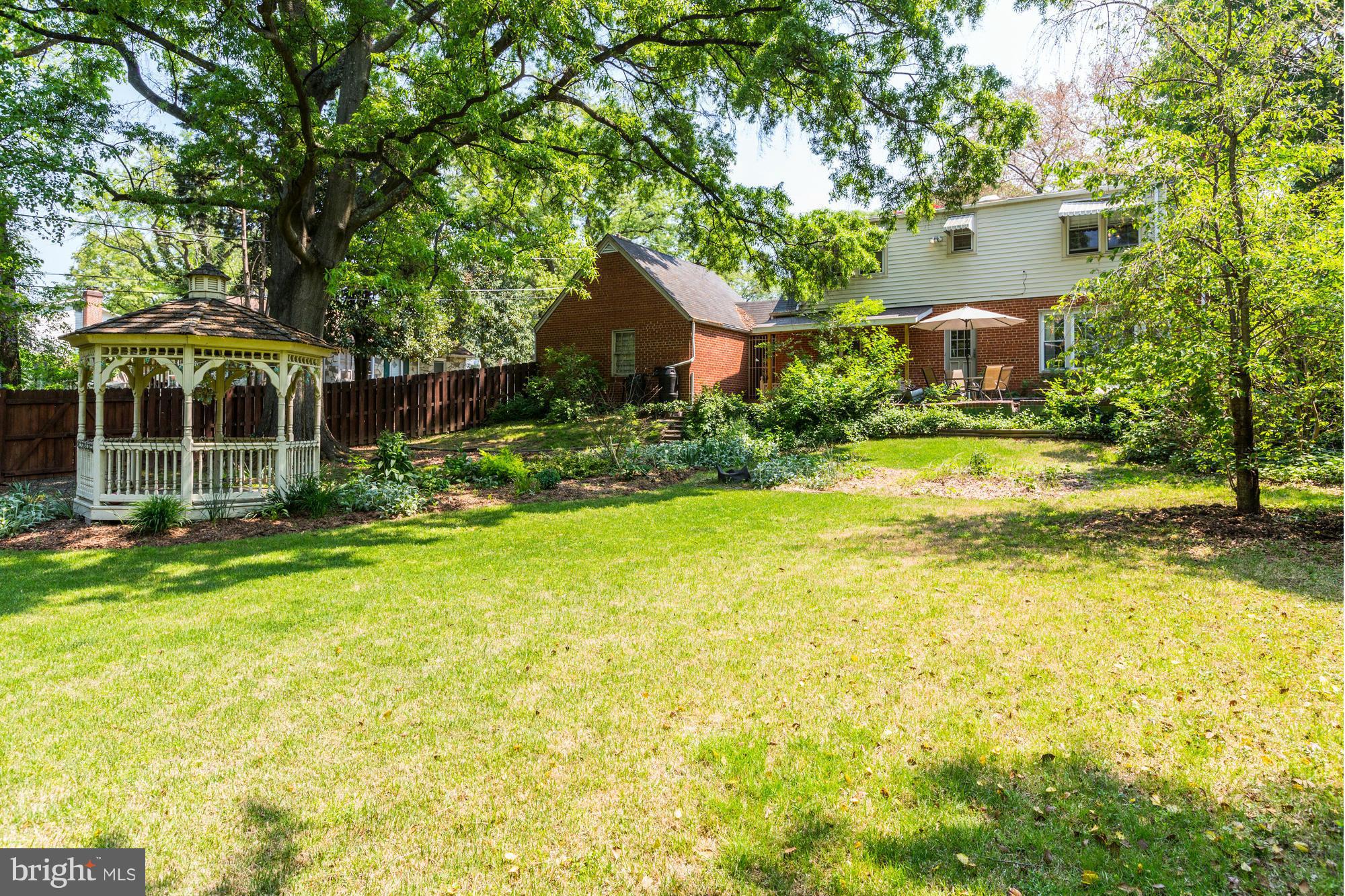 9201 Fort Foote Road Fort Washington, MD 20744 - Photo 22 of 30 Exterior (Rear)