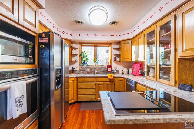 $615,000 | 16755 Say Road, Wamego, KS 66547