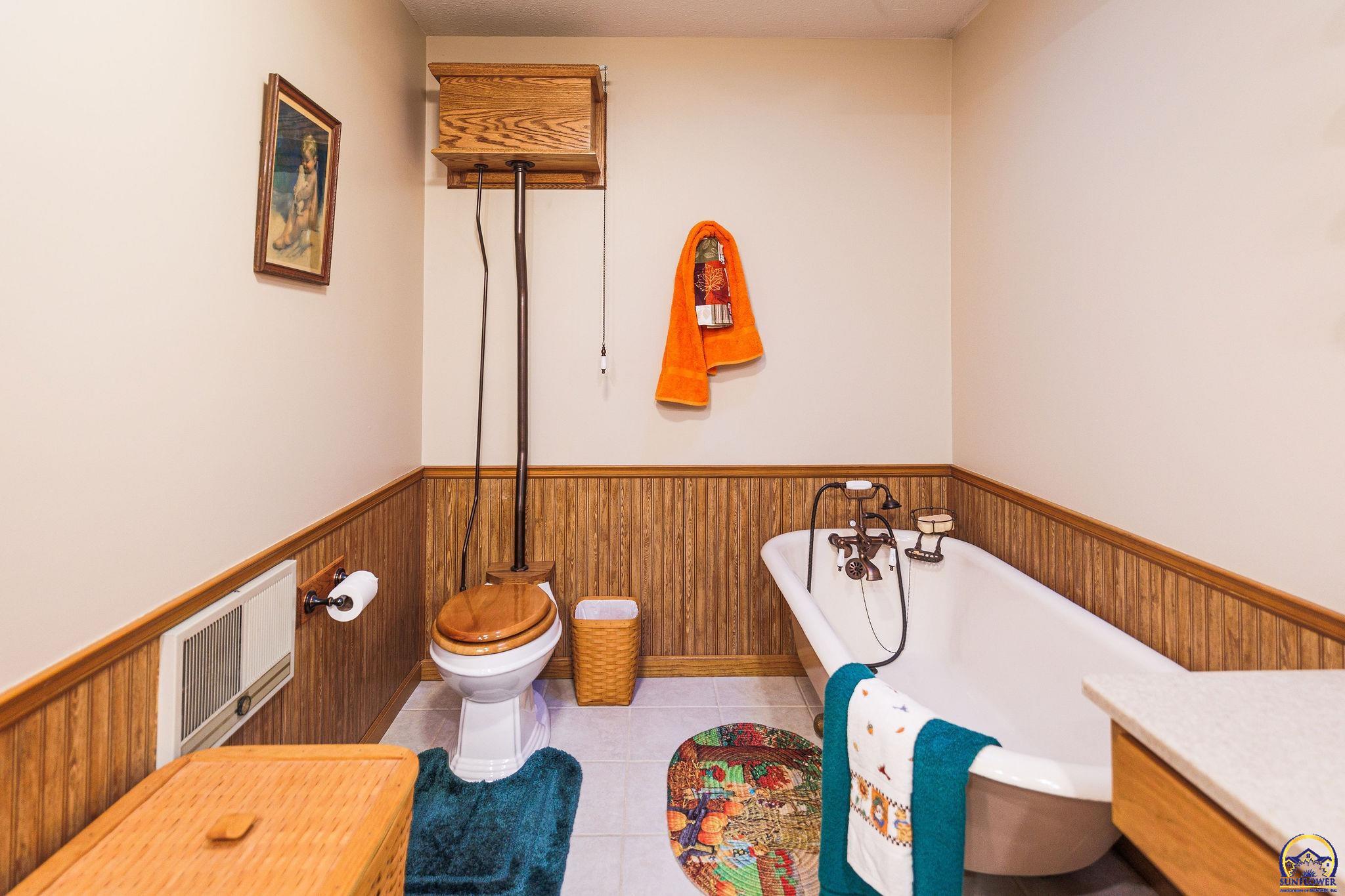 16755 Say Road Wamego, KS 66547 - Photo 24 of 38