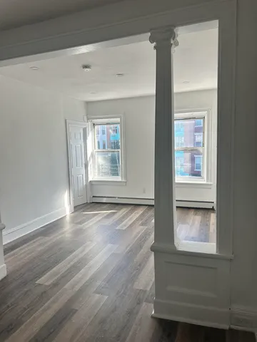 $2,800 | 340 2nd Street, Unit 4, Jersey City, NJ 07302