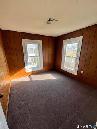 $1,650 | 144 Bristol Street, Unit 2, Southington, CT 06489