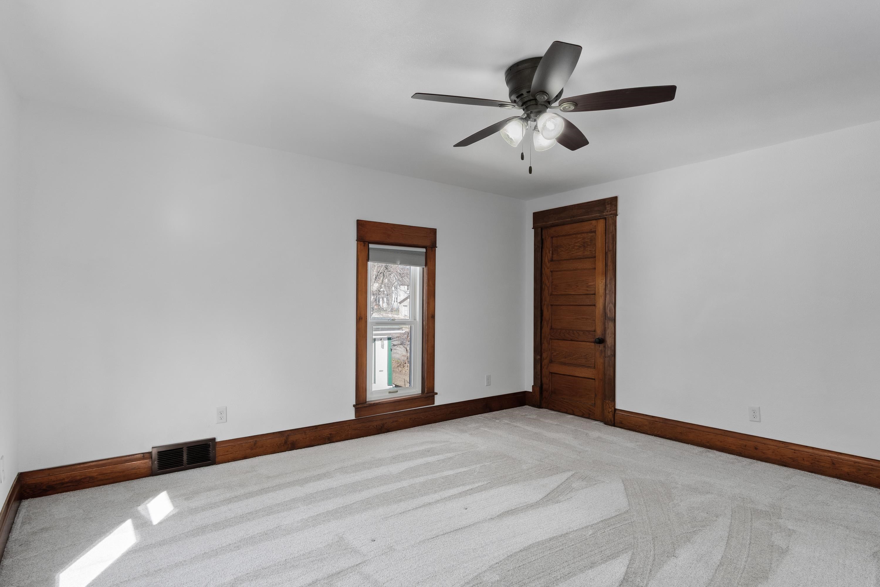 648 East Main Street Reedsburg, WI 53959 - Photo 26 of 38