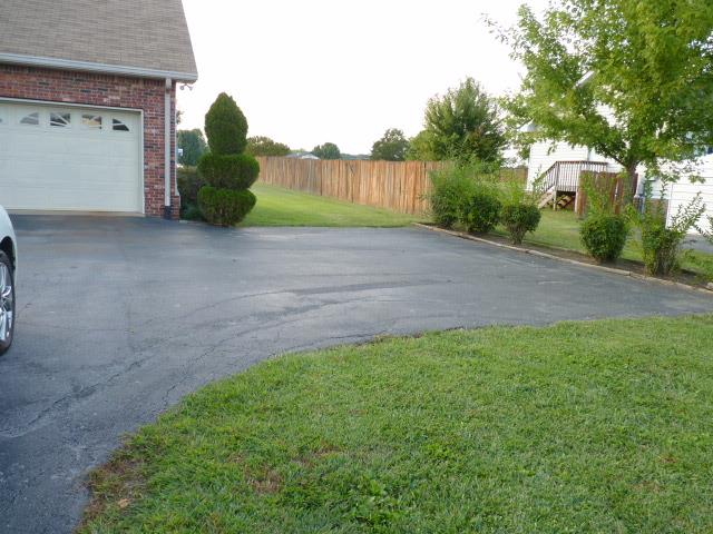 5538 Hunters Point Pike Lebanon, TN 37087 - Photo 15 of 20 a view of a small garden