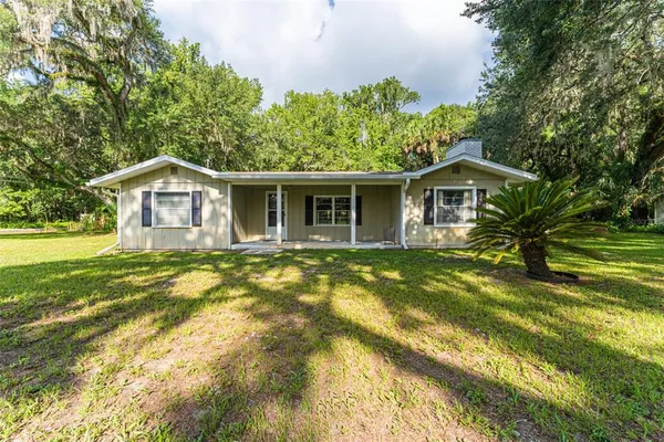 $299,999 | 8585 West Miss Maggie Drive, Homosassa, FL 34448
