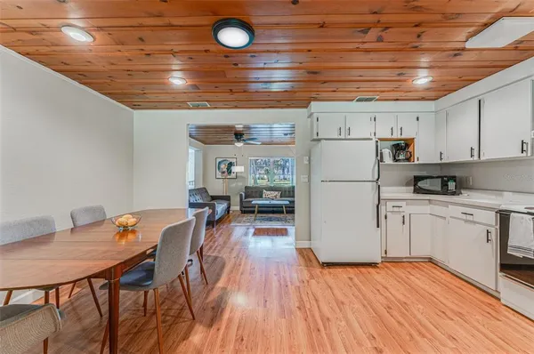 $299,999 | 8585 West Miss Maggie Drive, Homosassa, FL 34448