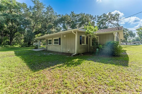 $299,999 | 8585 West Miss Maggie Drive, Homosassa, FL 34448