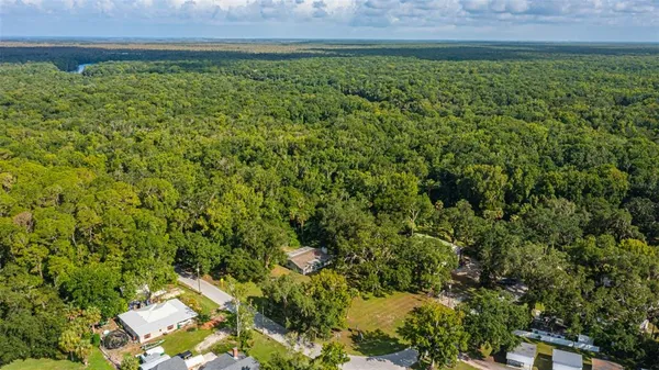 $299,999 | 8585 West Miss Maggie Drive, Homosassa, FL 34448