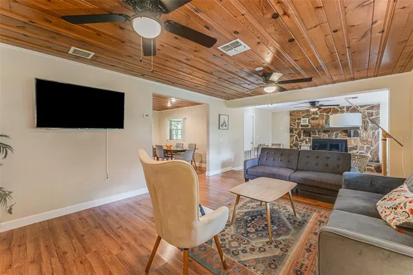 $299,999 | 8585 West Miss Maggie Drive, Homosassa, FL 34448