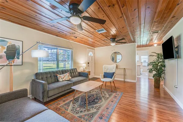 $299,999 | 8585 West Miss Maggie Drive, Homosassa, FL 34448