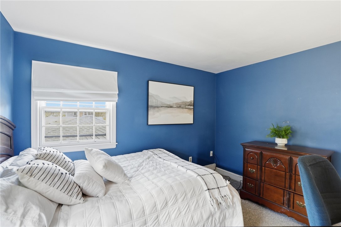 194 New Meadow Road Barrington, RI 02806 - Photo 25 of 36 Bedroom 2