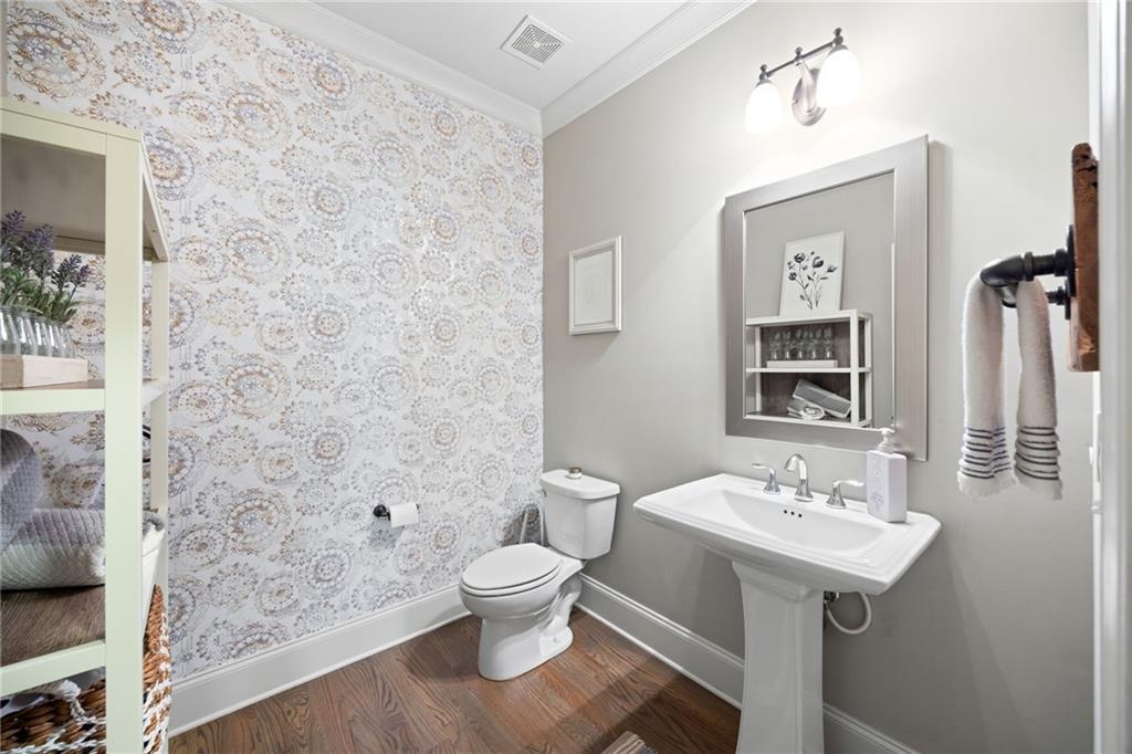 1270 Briarwood Road Northeast Atlanta, GA 30319 - Photo 16 of 45