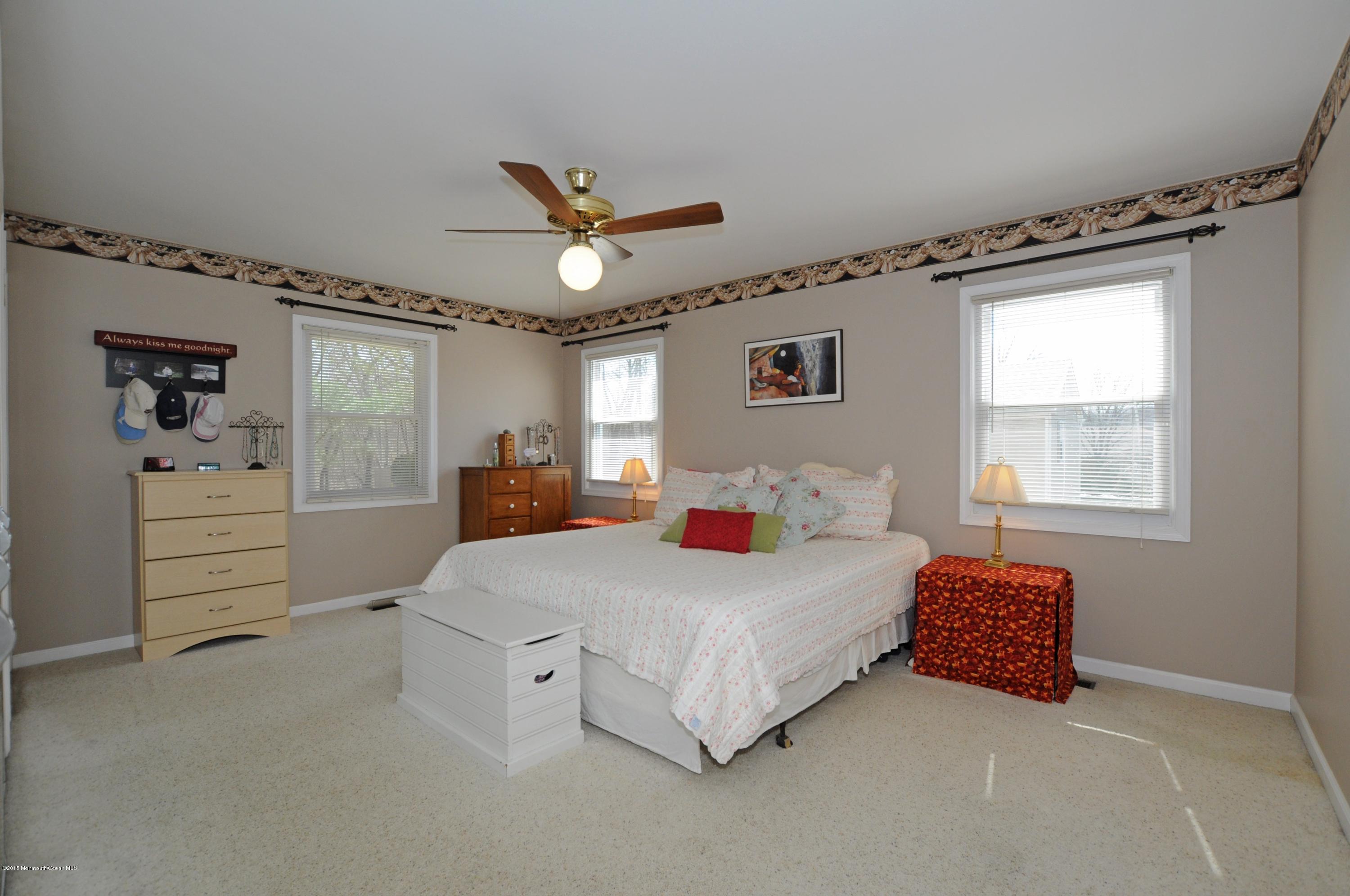 18 Taylor Road Marlboro, NJ 07746 - Photo 7 of 18 Master Bedroom.jpg