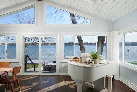 $1,050,000 | 795 Oak Court, Crystal Lake, IL 60014