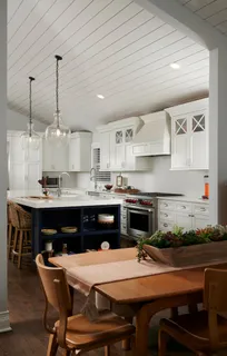 $1,050,000 | 795 Oak Court, Crystal Lake, IL 60014