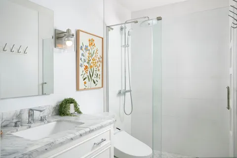 $1,050,000 | 795 Oak Court, Crystal Lake, IL 60014